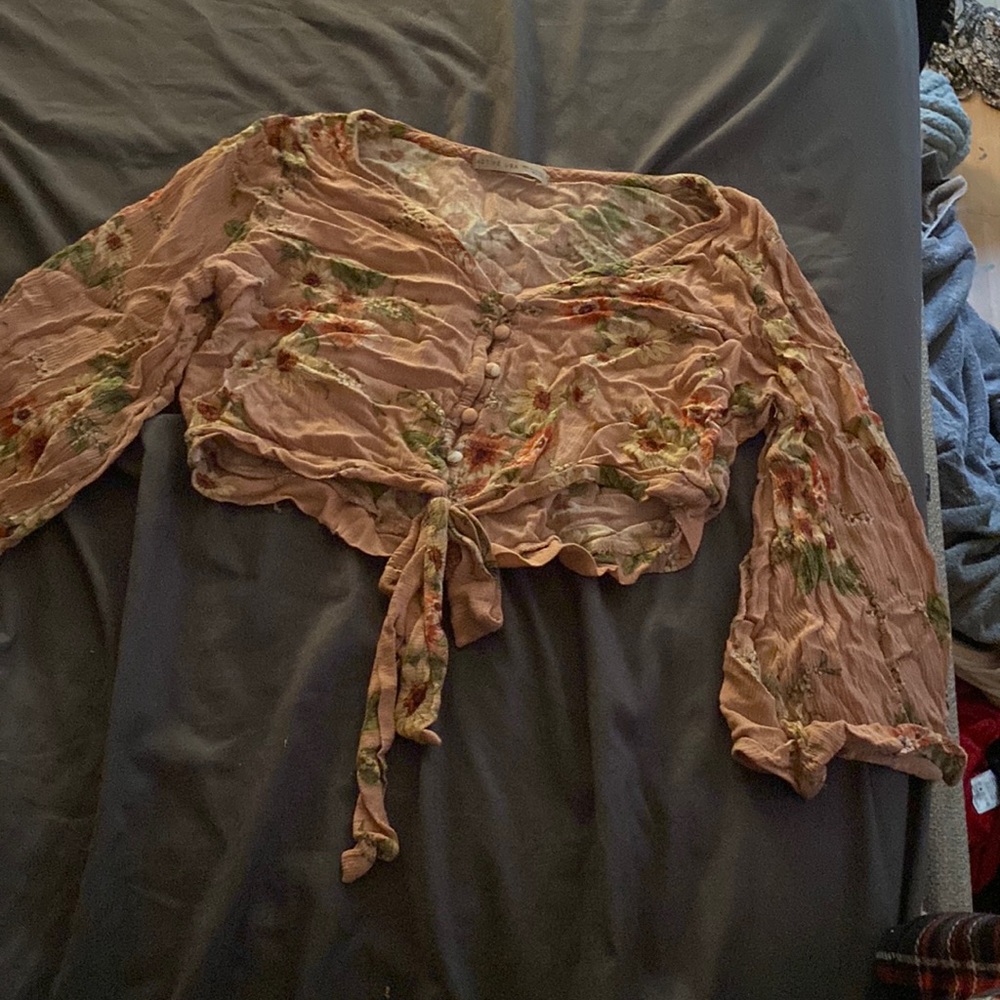 Pink flower print Active USA crop top size medium